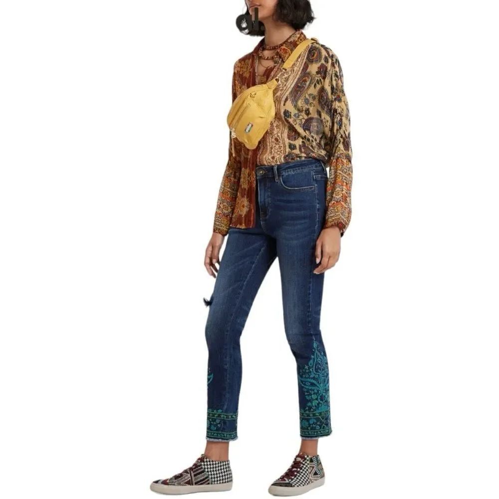 DESIGUAL Women's Skinny Fit Blue Embroidered Mid Rise Jeans Size 26